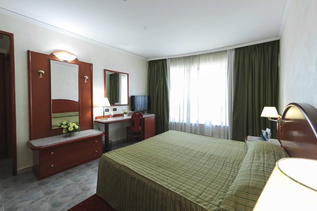 Edra Palace Hotel & Ristorante Cassino Esterno foto