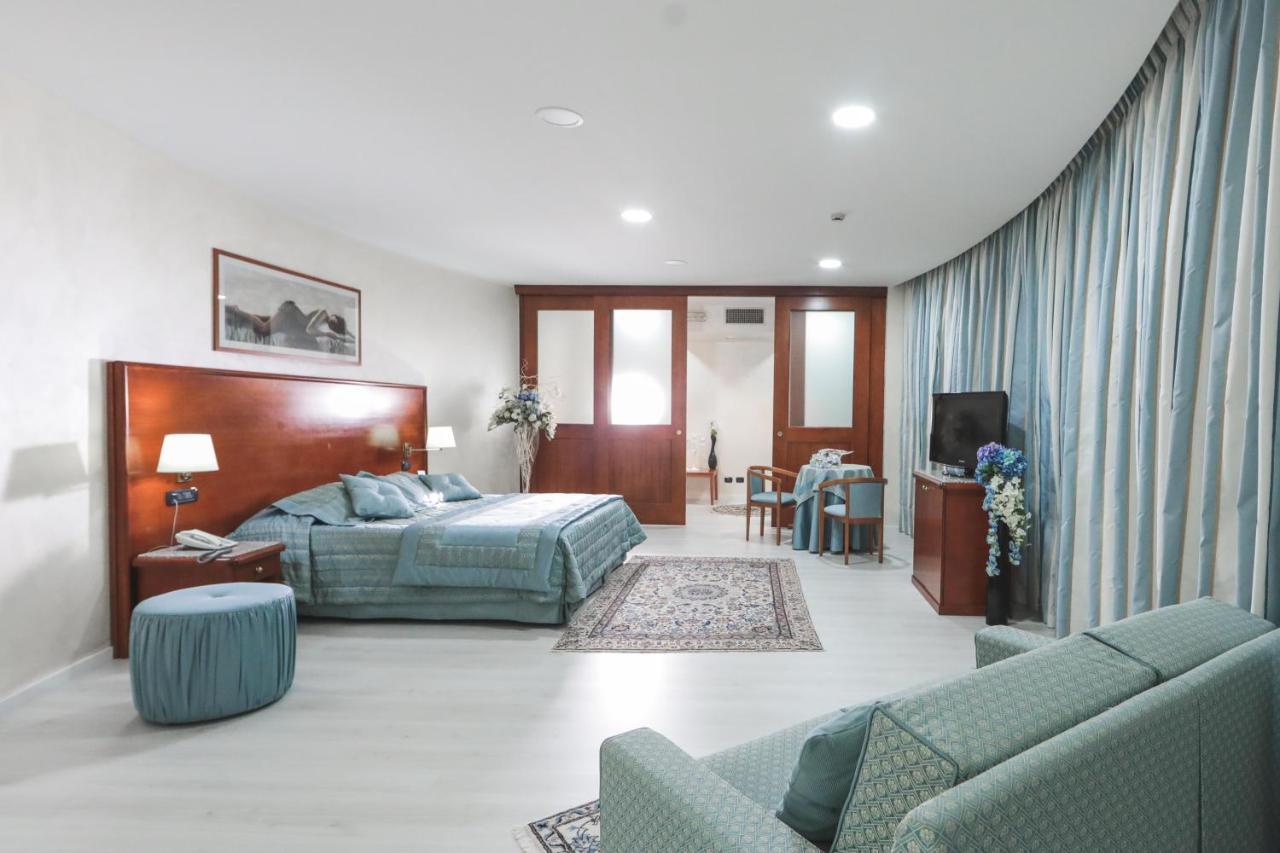Edra Palace Hotel & Ristorante Cassino Esterno foto