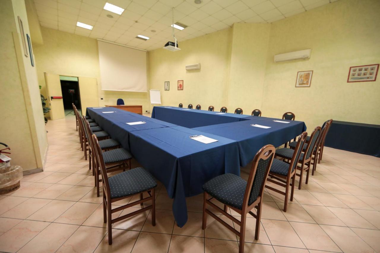 Edra Palace Hotel & Ristorante Cassino Esterno foto
